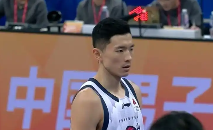 山东男篮消息：双外援备选，韦瑟斯庞成小外猎物，全力追逐范子铭